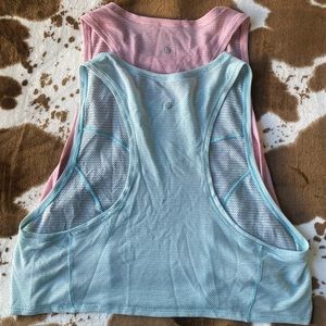 Bundle of 2 LULULEMON Muscle Tank Size 10